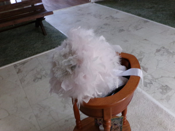 Bouquet-Blanca Feather Boa Bouquet