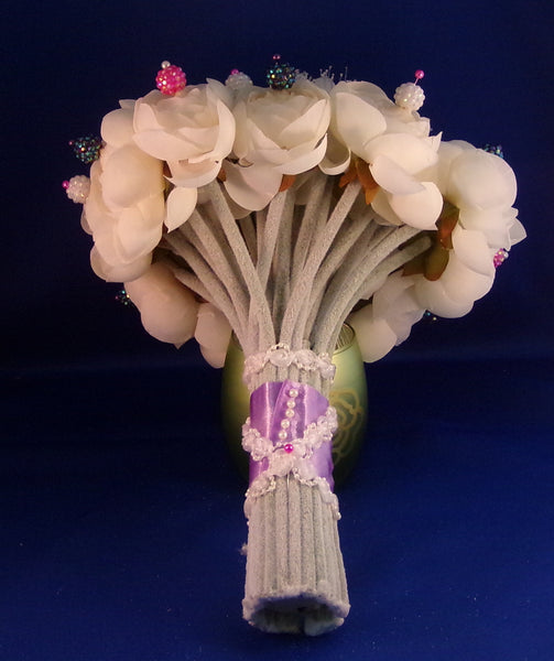Bouquet-Fiber Optic White Rose